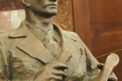 Baumanskaya sculpture - intellectual