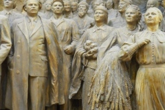 Glory to the Standard Bearer of Peace, the Soviet People!