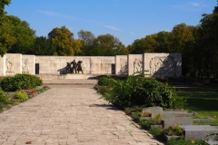 Kerepesi Cemetery/Fiumei Uti Sirkert - Pantheon of the Working Class Movement