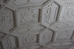 Krasnye Vorota - Transport Ministry Building - Metro entrance