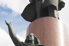 Lenin and October Revolution Monument - Ploshchad Kaluzhskaya