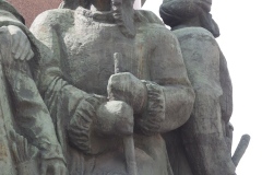 Lenin and October Revolution Monument - Ploshchad Kaluzhskaya