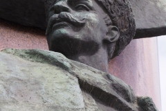 Lenin and October Revolution Monument - Ploshchad Kaluzhskaya