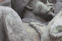 Lenin and October Revolution Monument - Ploshchad Kaluzhskaya