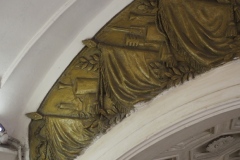 Ploshchad Revolyutsii to Okhotny Ryad