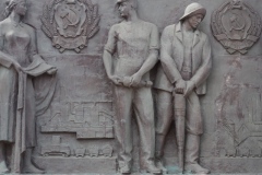 The Worker and the Kolkhoz Woman