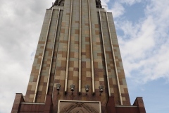 The Worker and the Kolkhoz Woman