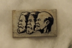 VI Lenin badge gallery