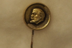 VI Lenin badge gallery