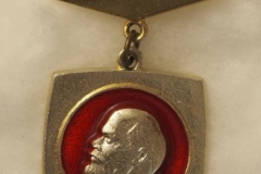 VI Lenin badge gallery