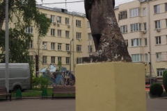 VI Lenin in the garden at workers' apartments