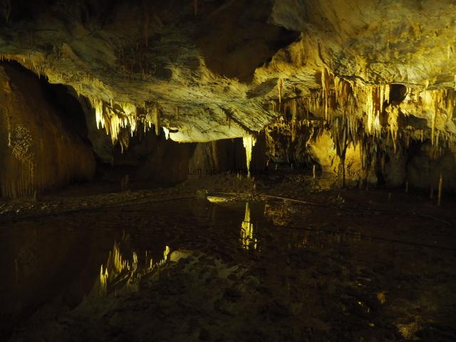 Tskaltubo – Prometheus Cave - Left side of the roadLeft side of the road