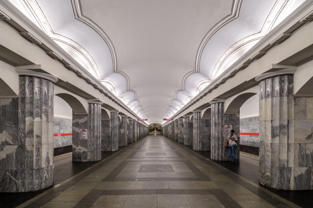 Leningrad (Saint Petersburg) Metro – Baltiyskaya – Line 1 - Left side ...